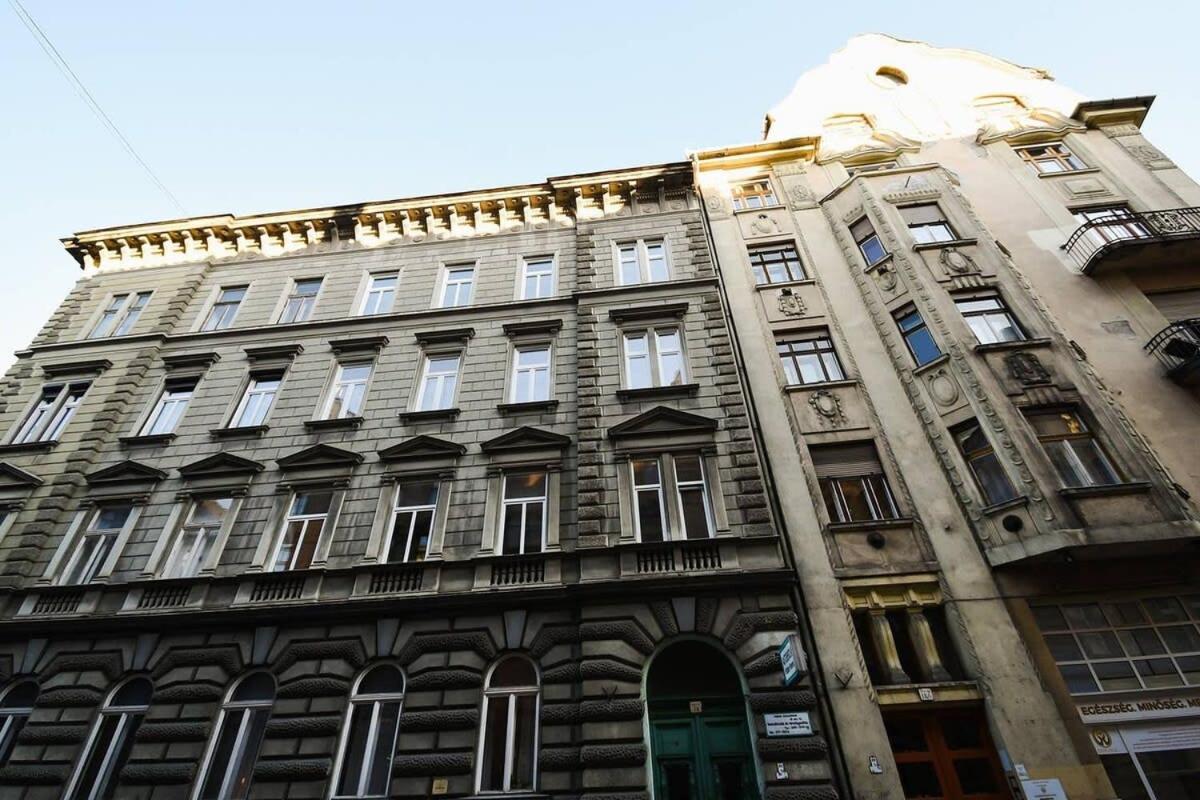Very Central Very Spacious New Home Budapest Esterno foto
