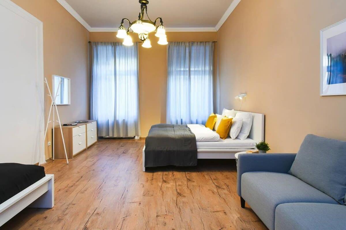Very Central Very Spacious New Home Budapest Esterno foto