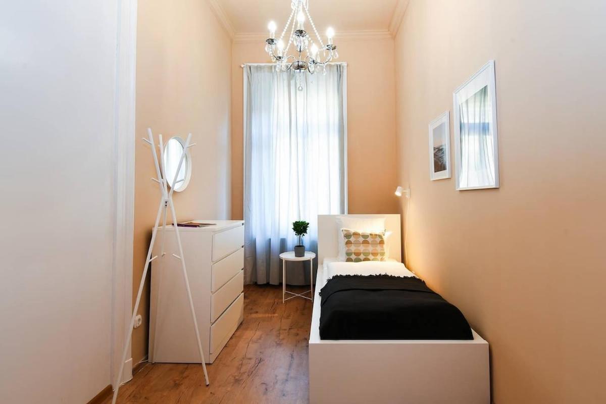 Very Central Very Spacious New Home Budapest Esterno foto