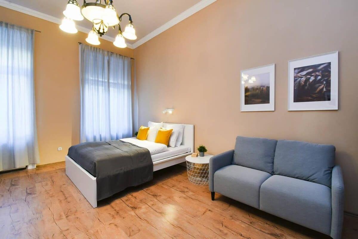 Very Central Very Spacious New Home Budapest Esterno foto